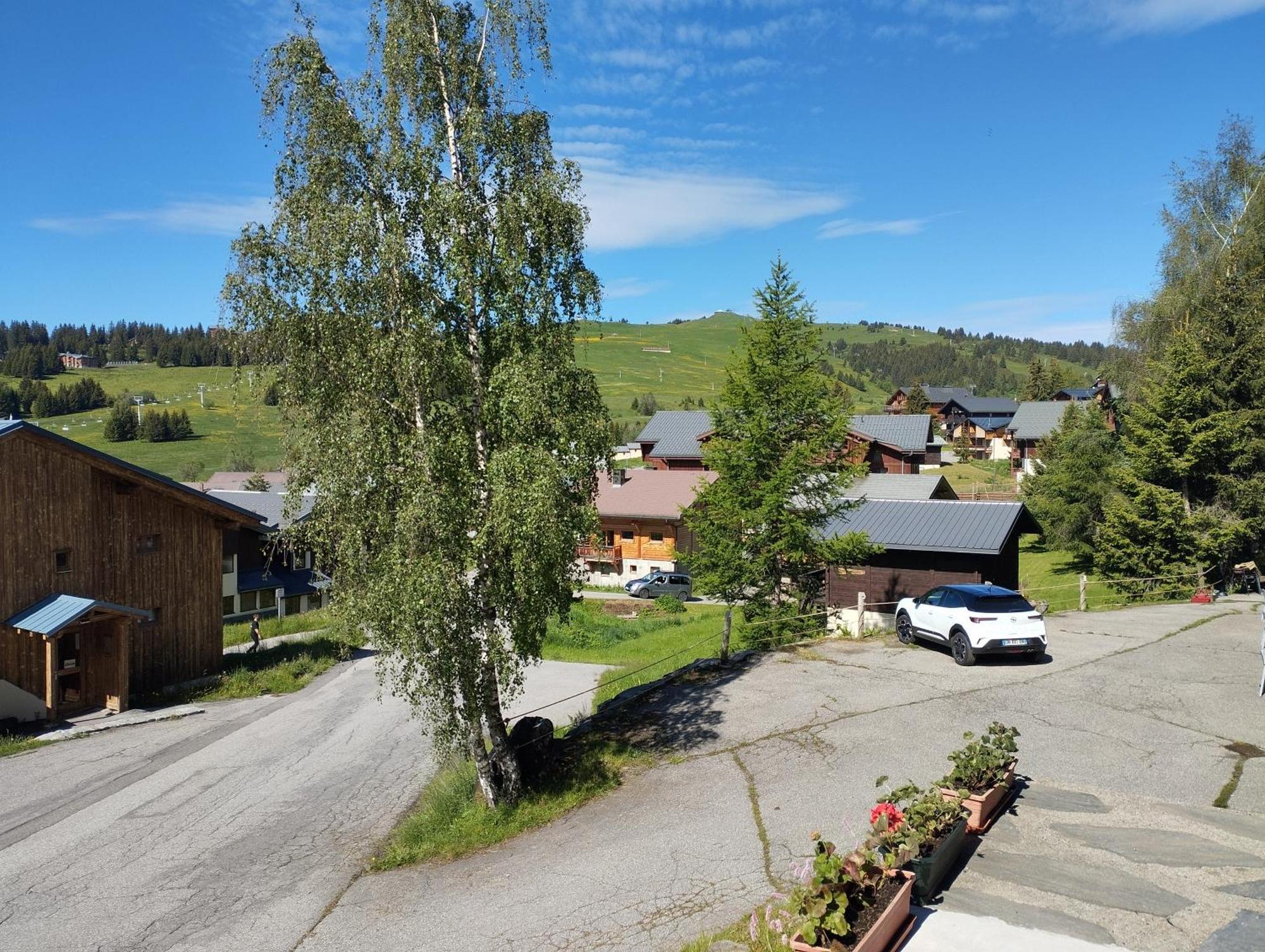 Les Saisies côté Bisanne appartement dans chalet LE Népal Extérieur photo